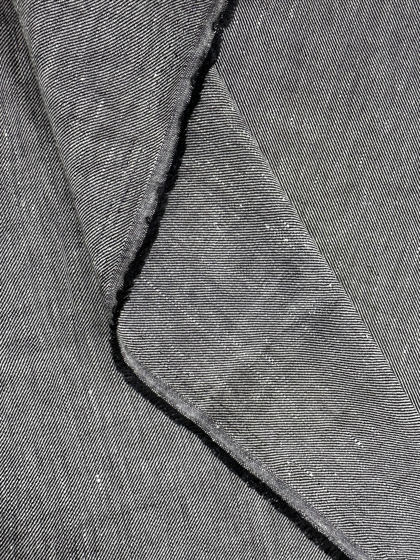 Linen Yarn Dye Twill, Black/Natural