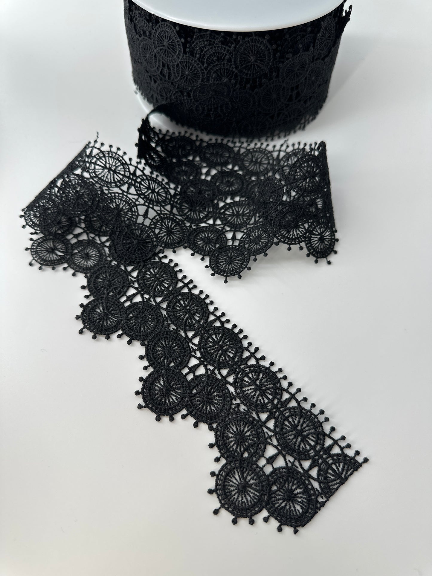 Circle Patterned Lace, Black