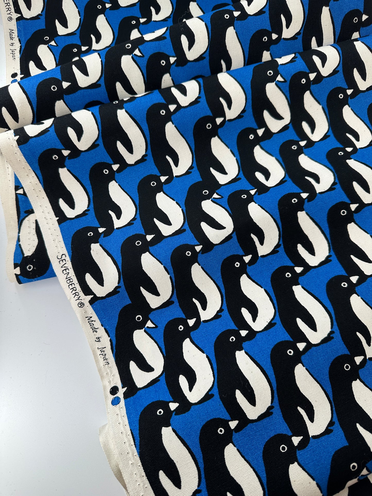 Sevenberry Cotton Oxford, Penguins, Blue