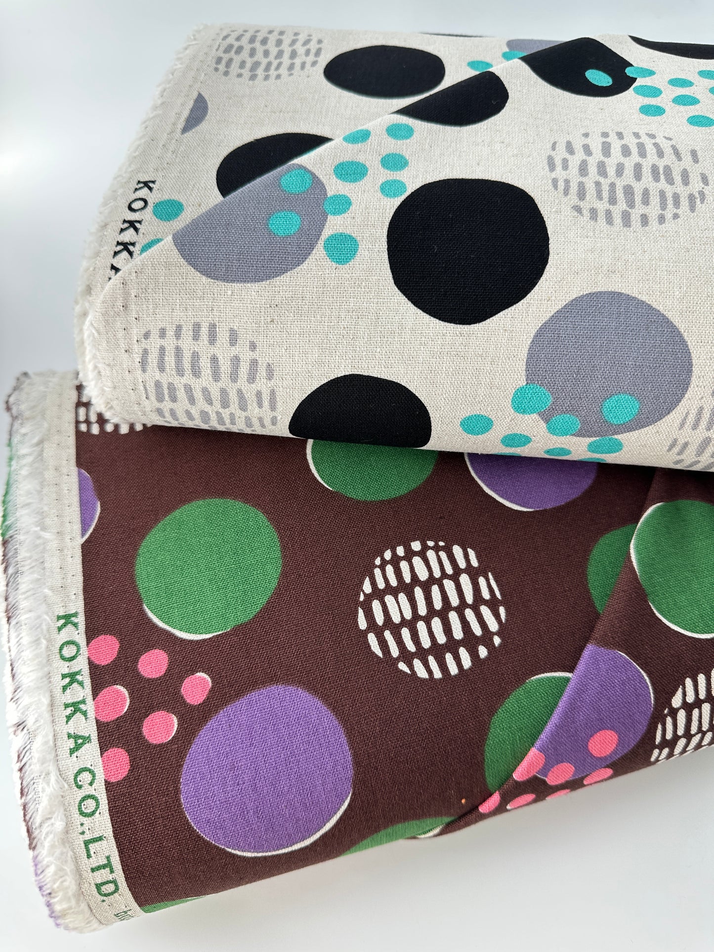 Kokka Fabrics, Canvas/Duck, Art Geome – Burgundy