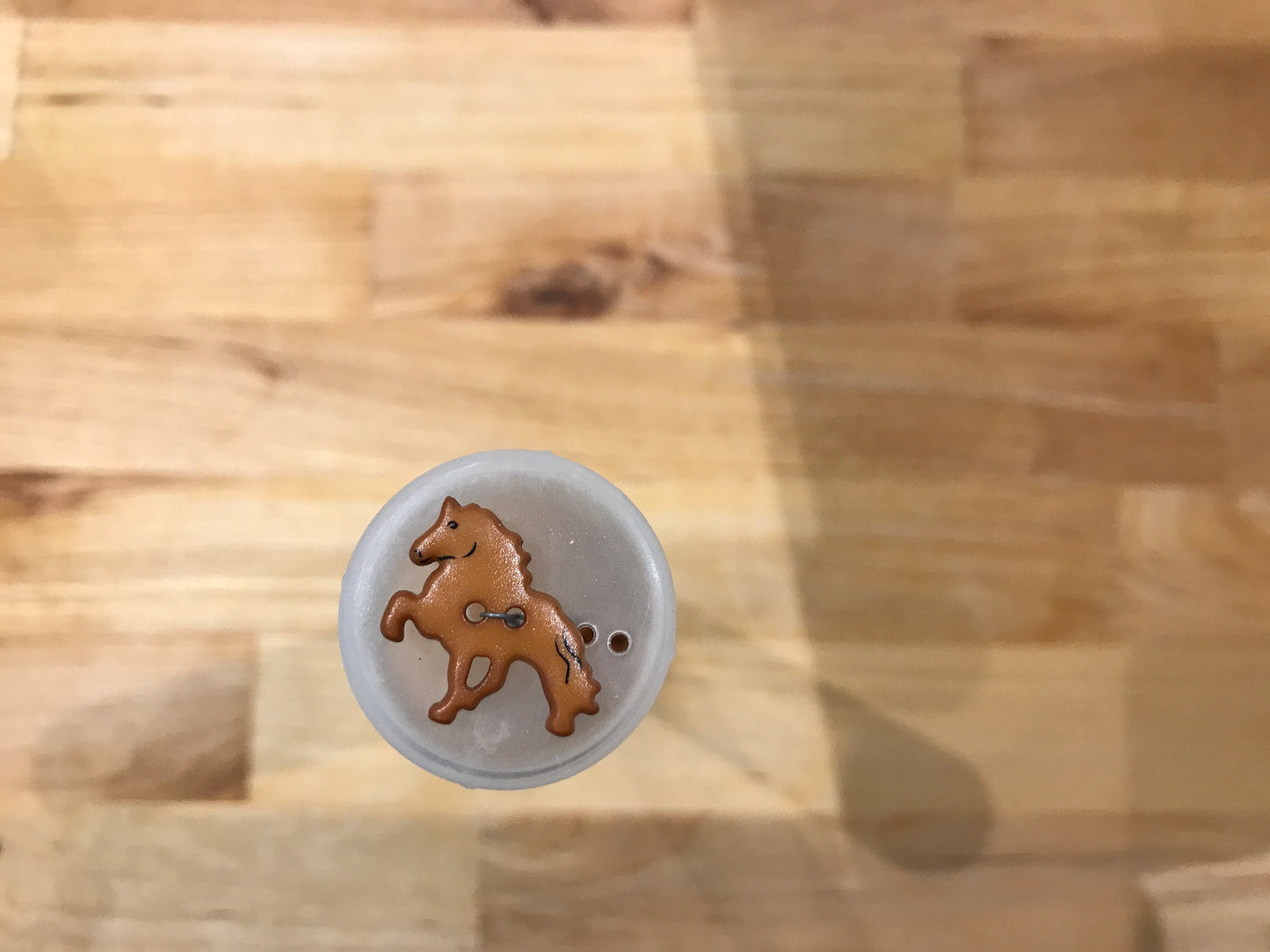 Brown Horse polyamide 23mm
