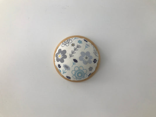 Pin cushion with wooden base