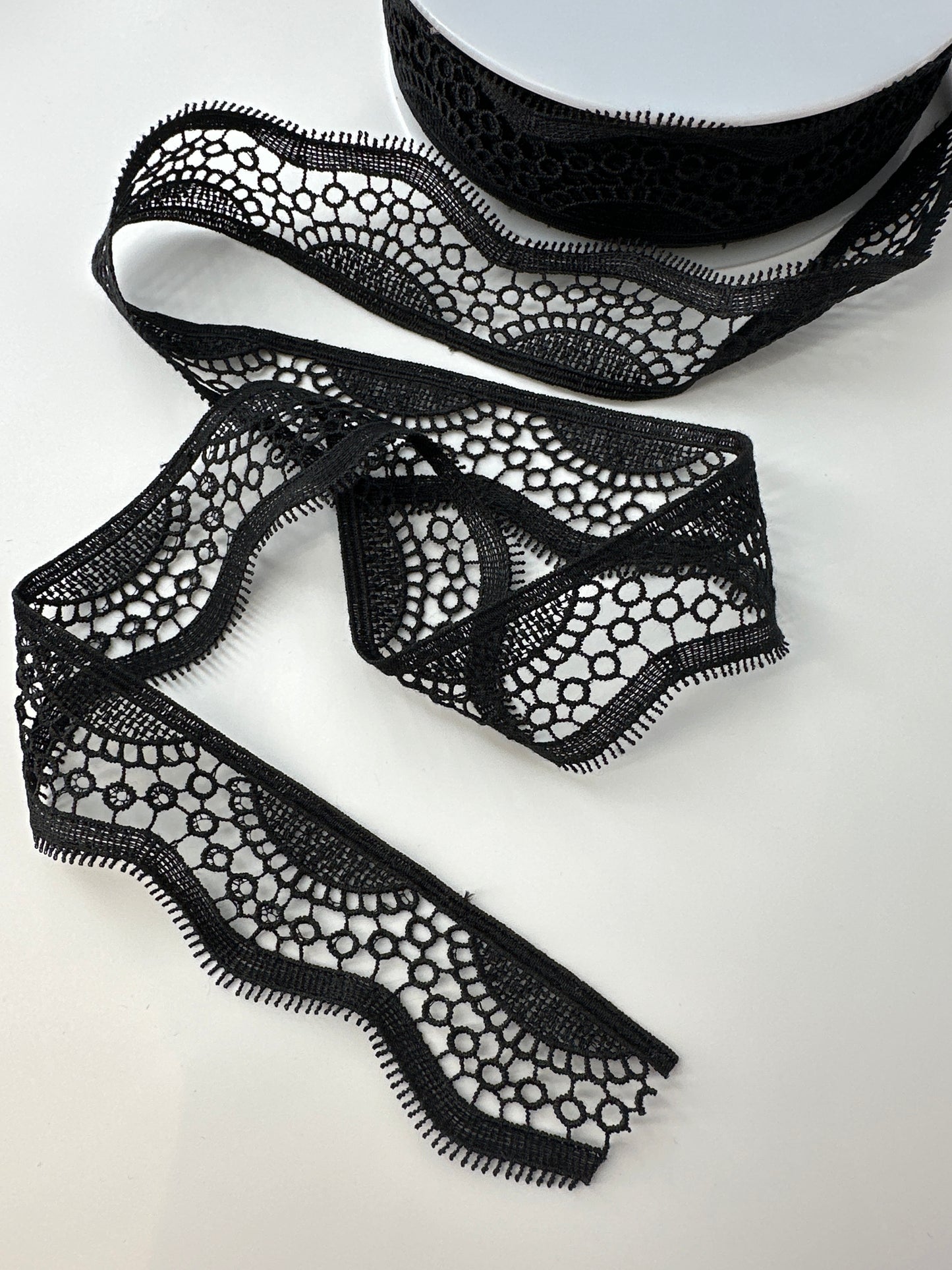 Wave Patterned Lace, Black