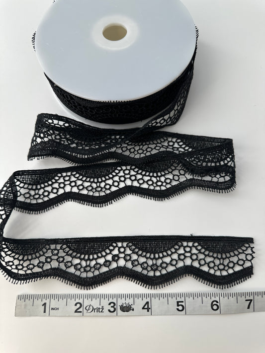Wave Patterned Lace, Black