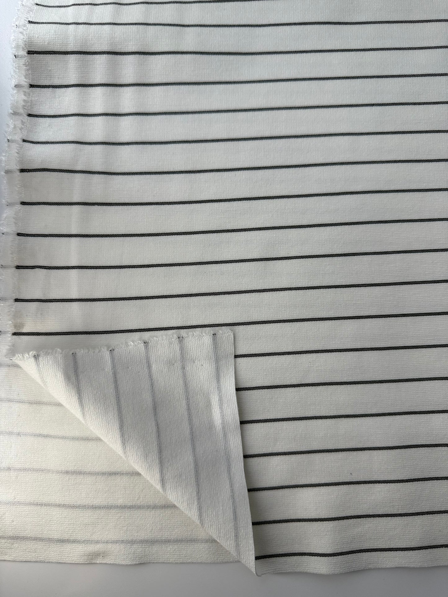 Ponte de Roma Knit, White Pinstripe, 320 gsm