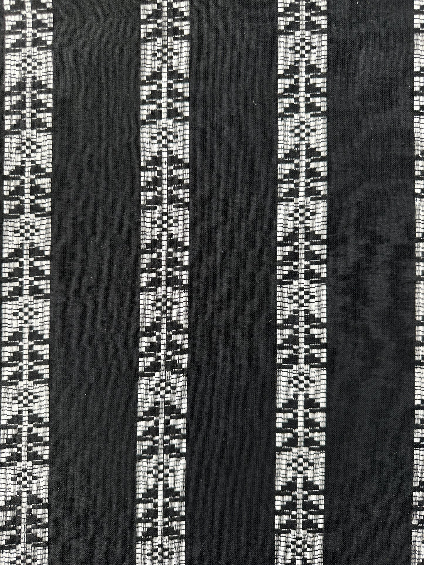 Handwoven Dobby, Black & White, Stripe