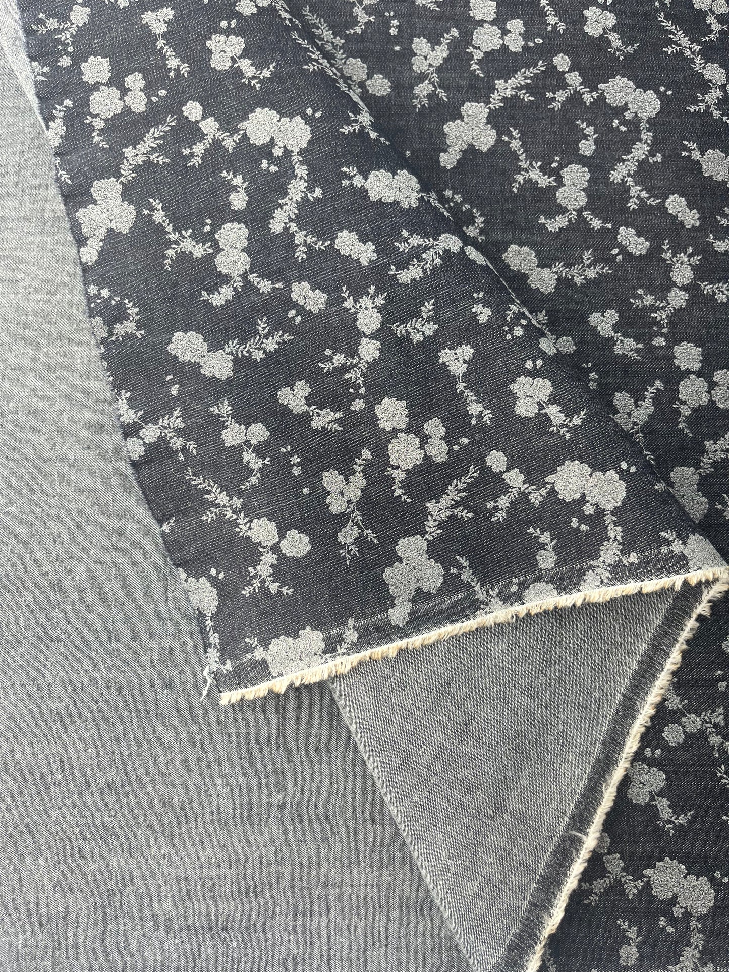 Denim, Cotton Stretch, Silver Floral Print, 6 oz