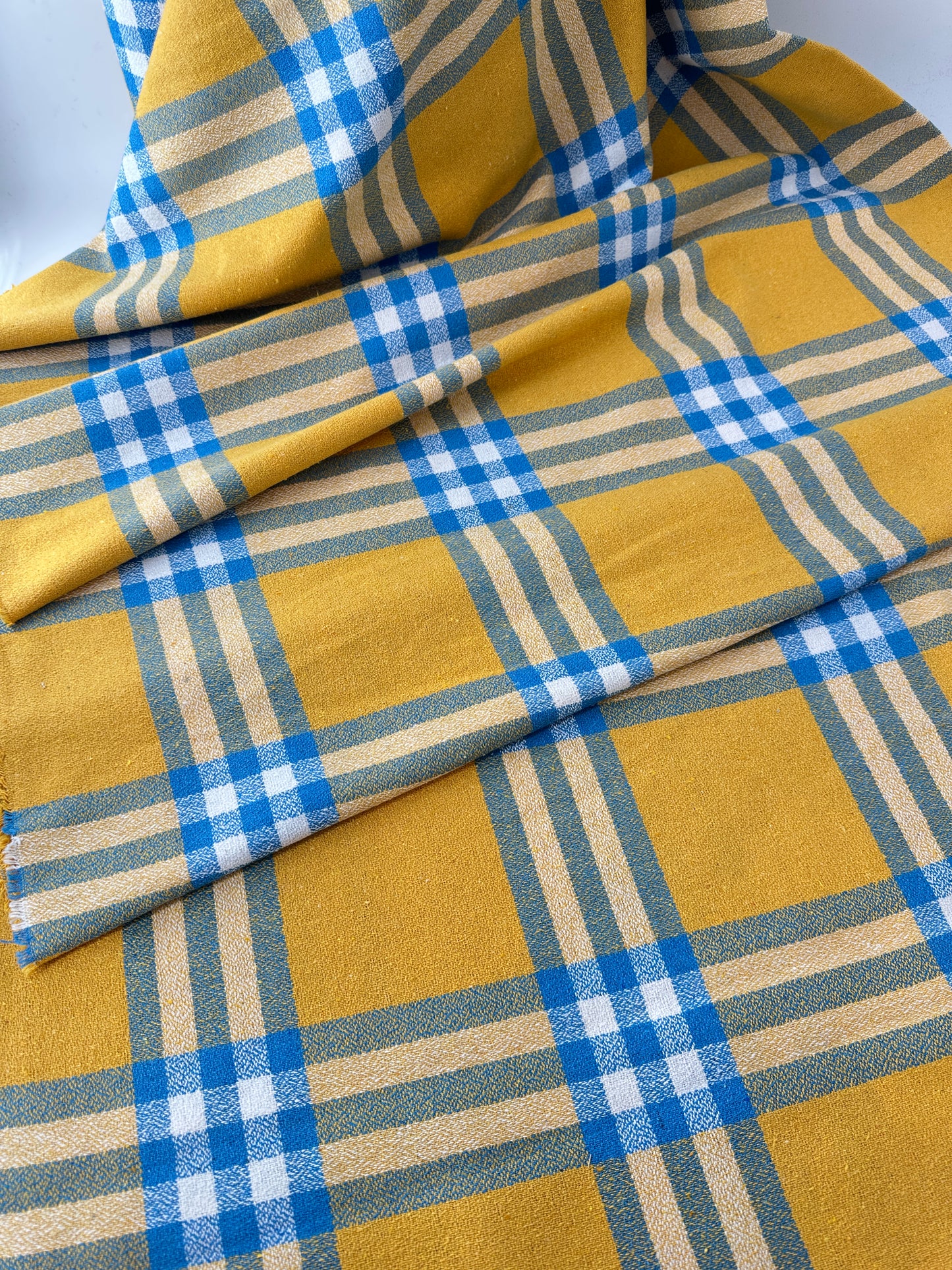 Handwoven Dobby, Bold Plaid