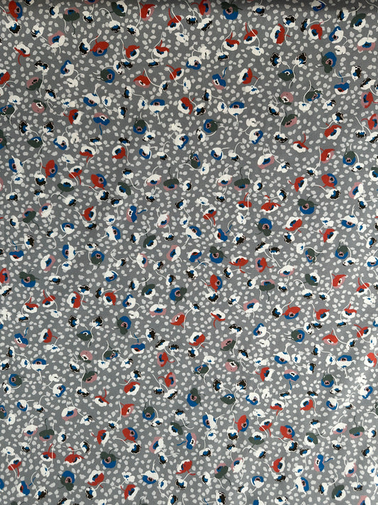 Italian Cotton Poplin, Scattered Tulip Print, Medium Gray