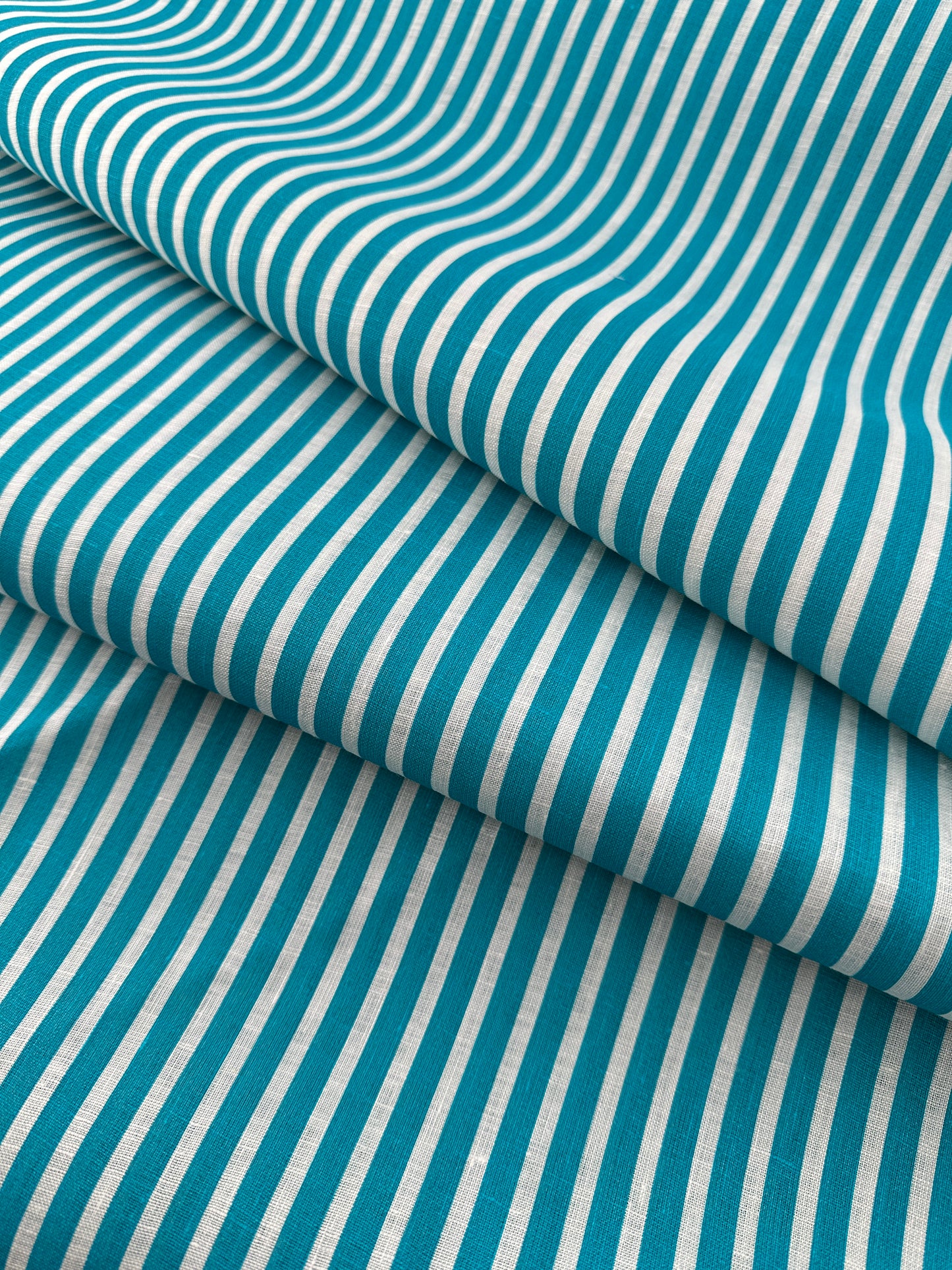 Deadstock Italian Linen Print, Aqua/White Stripe