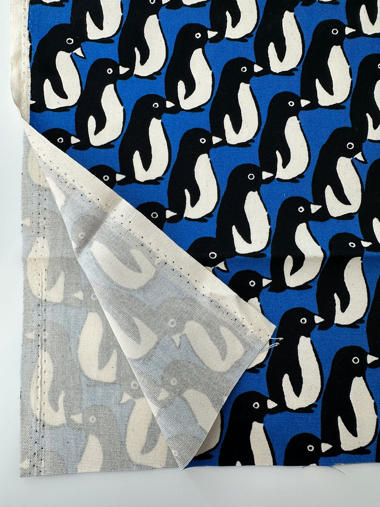 Sevenberry Cotton Oxford, Penguins, Blue