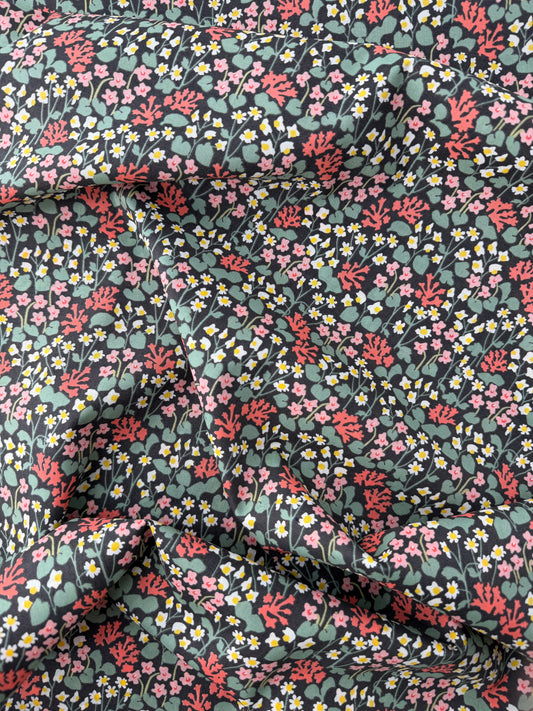 Kokka Cotton Lawn, Muddy Works, Garden - Black