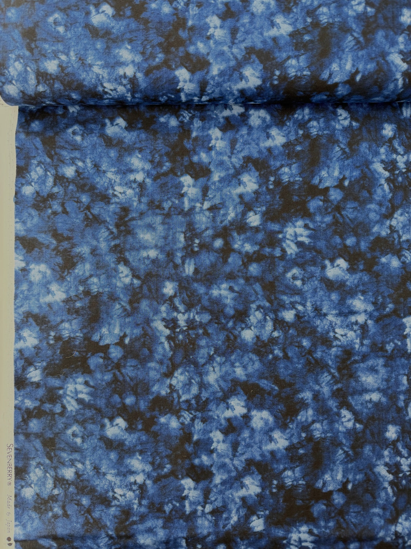 Sevenberry Cotton Shirting, Shibori Style - White Indigo