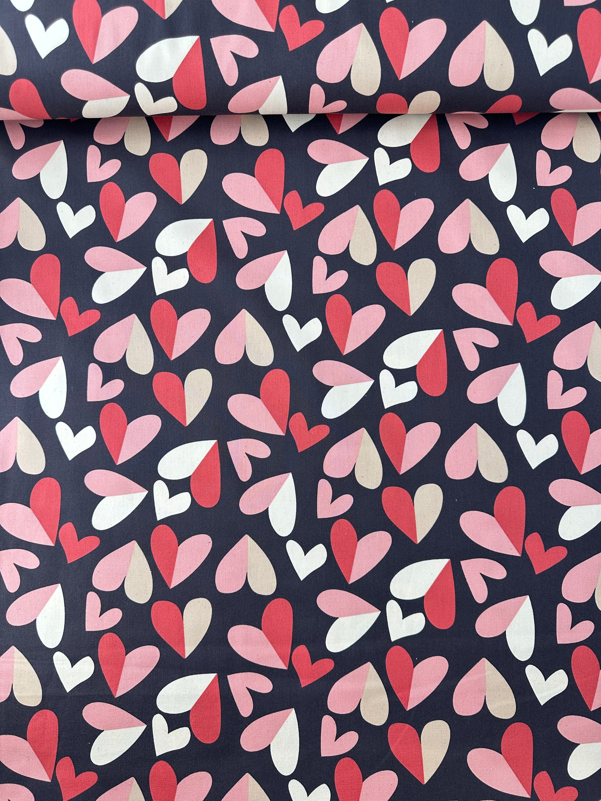 Kokka Cotton Oxford, Retro Charm Hearts – Creme
