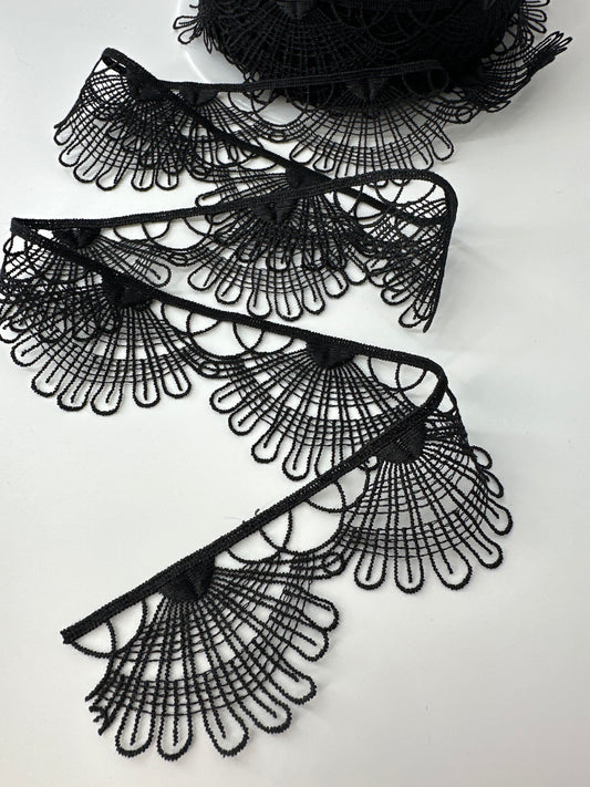 Semi-circle Patterned Lace, Black