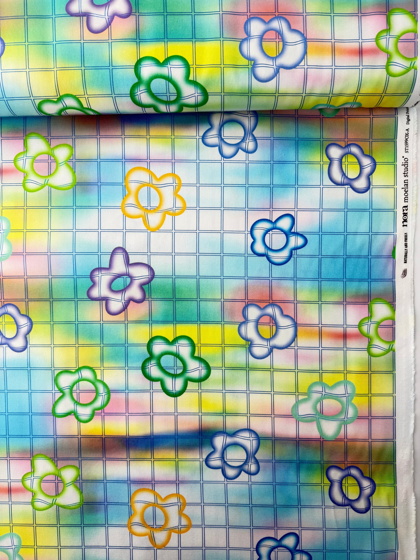 Nora Cotton Oxford, Gradient Puddles Flower