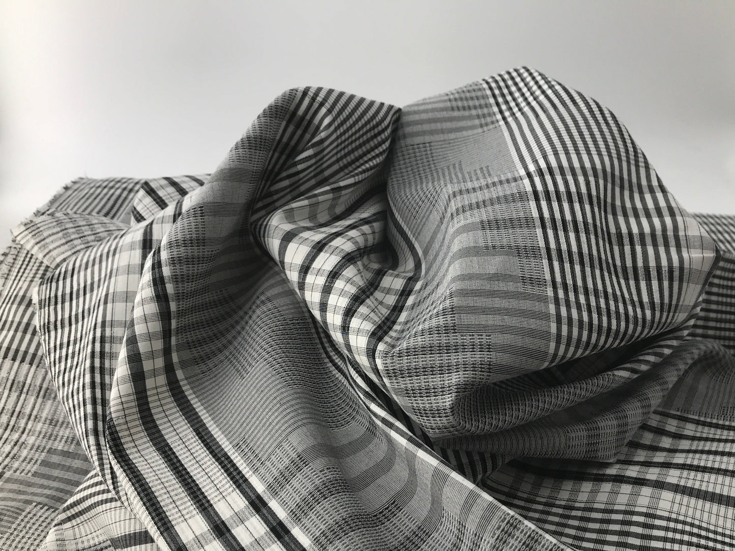 Cotton Spandex Shirting, Plaid, Black & White