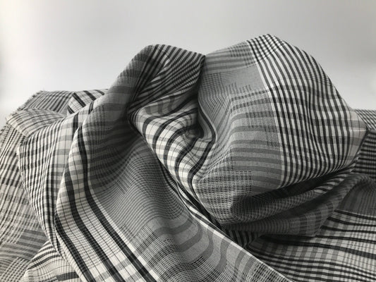 Cotton Spandex Shirting, Plaid, Black & White
