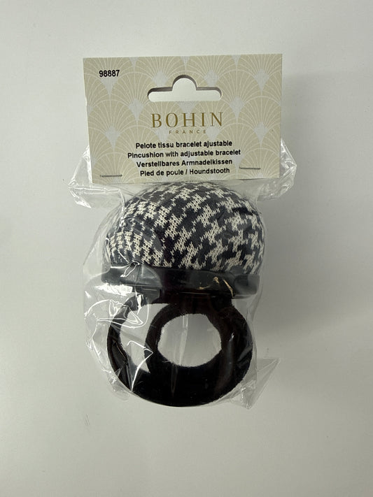 Snap Bracelet Wrist Pin Holder, Black & White