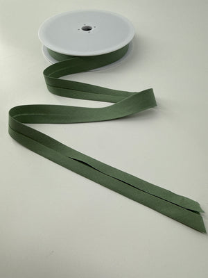 Medium Green
