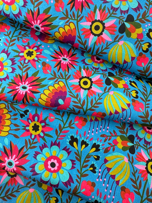 Anna Maria Cotton Sheeting, Allegory, Charmed in Azul, 4.7 oz