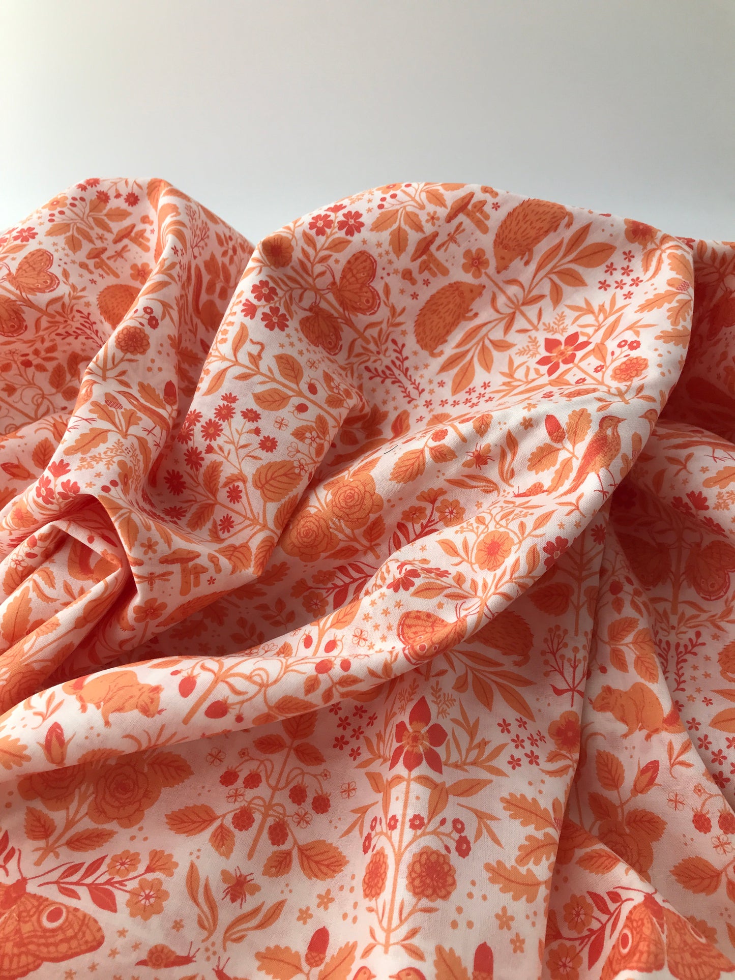 Birch Fabrics Organic Cotton Lawn, Flora & Fauna Nectar