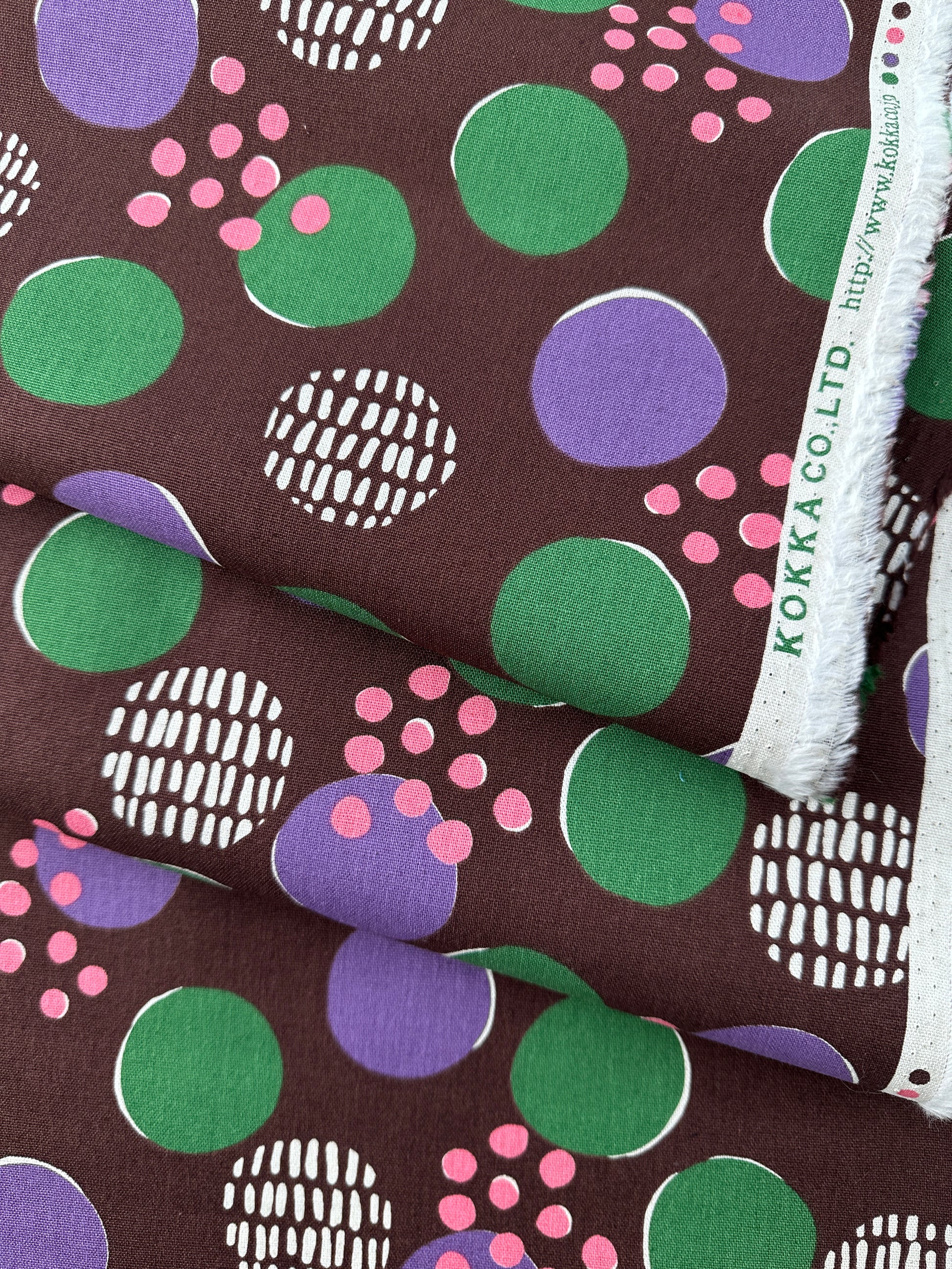 Kokka Fabrics, Canvas/Duck, Art Geome – Burgundy