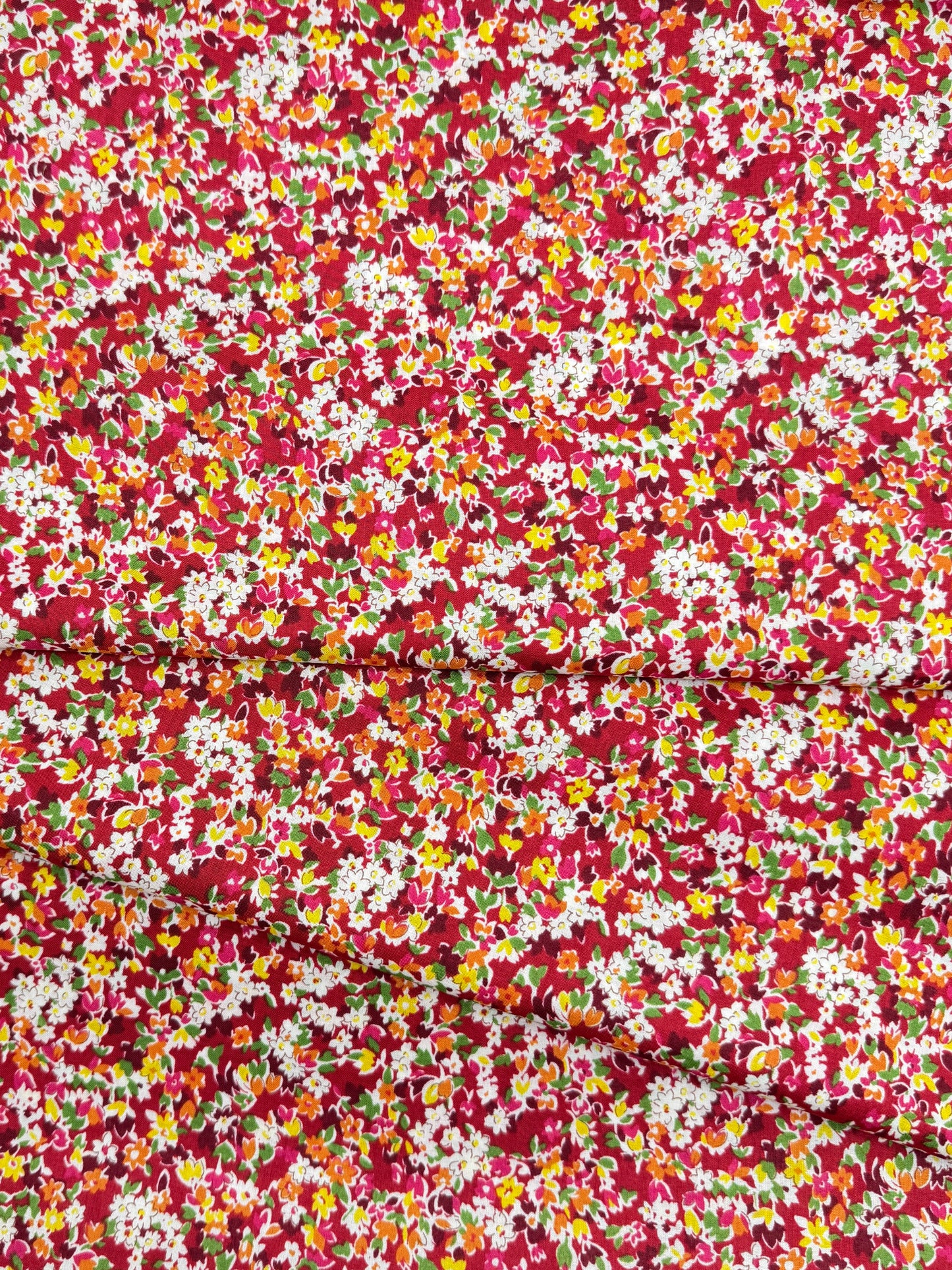 Kokka Cotton Lawn, Tossed Tulips - Red