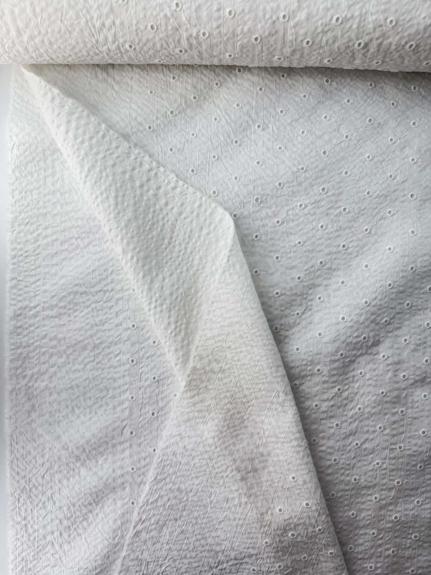 Japanese Cotton Seersucker Eyelet, Scattered Dots, White