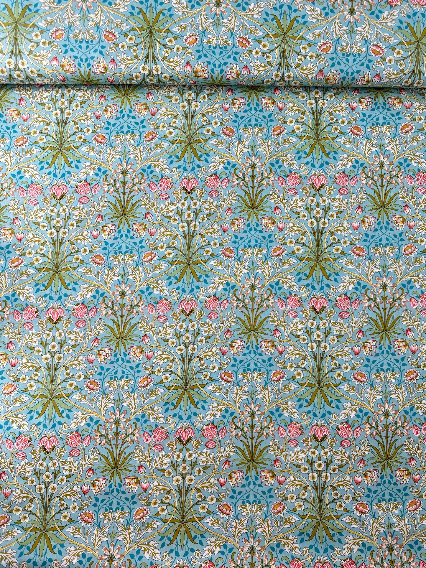 Cotton Lawn, Bedford Park Hyacinth, Mineral