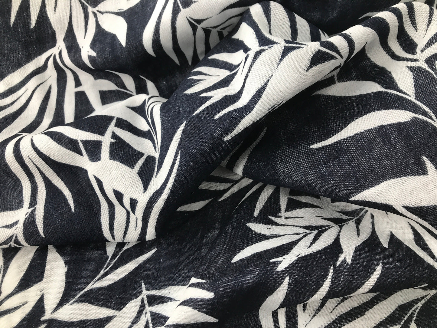 Cotton Double Gauze Tropical Leaf Print – White/Orange
