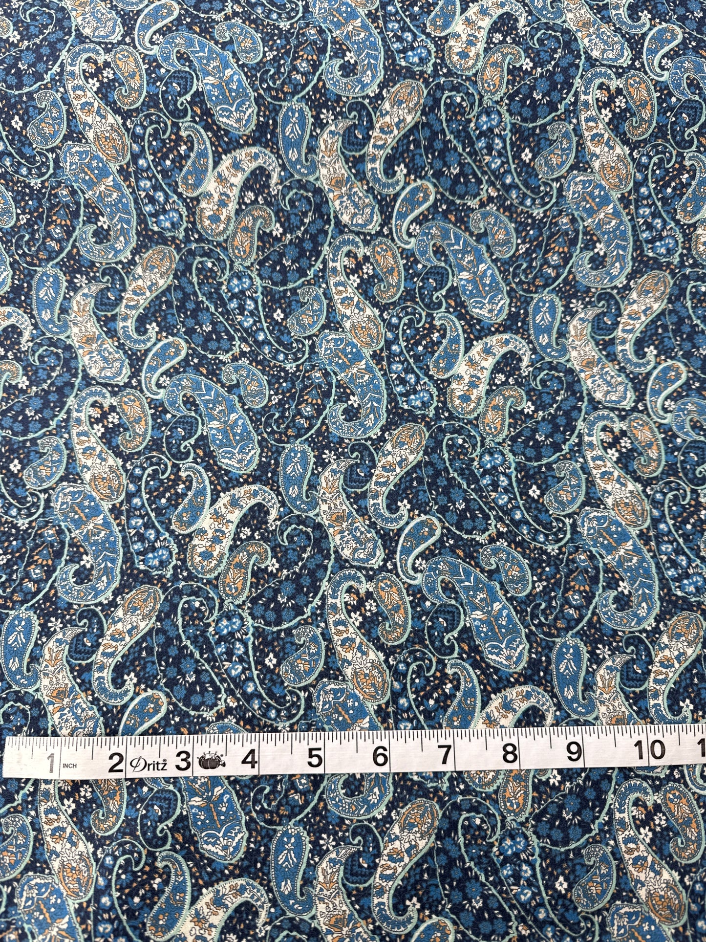 Japanese Cotton Lawn, Blue Paisley, 1.95 oz