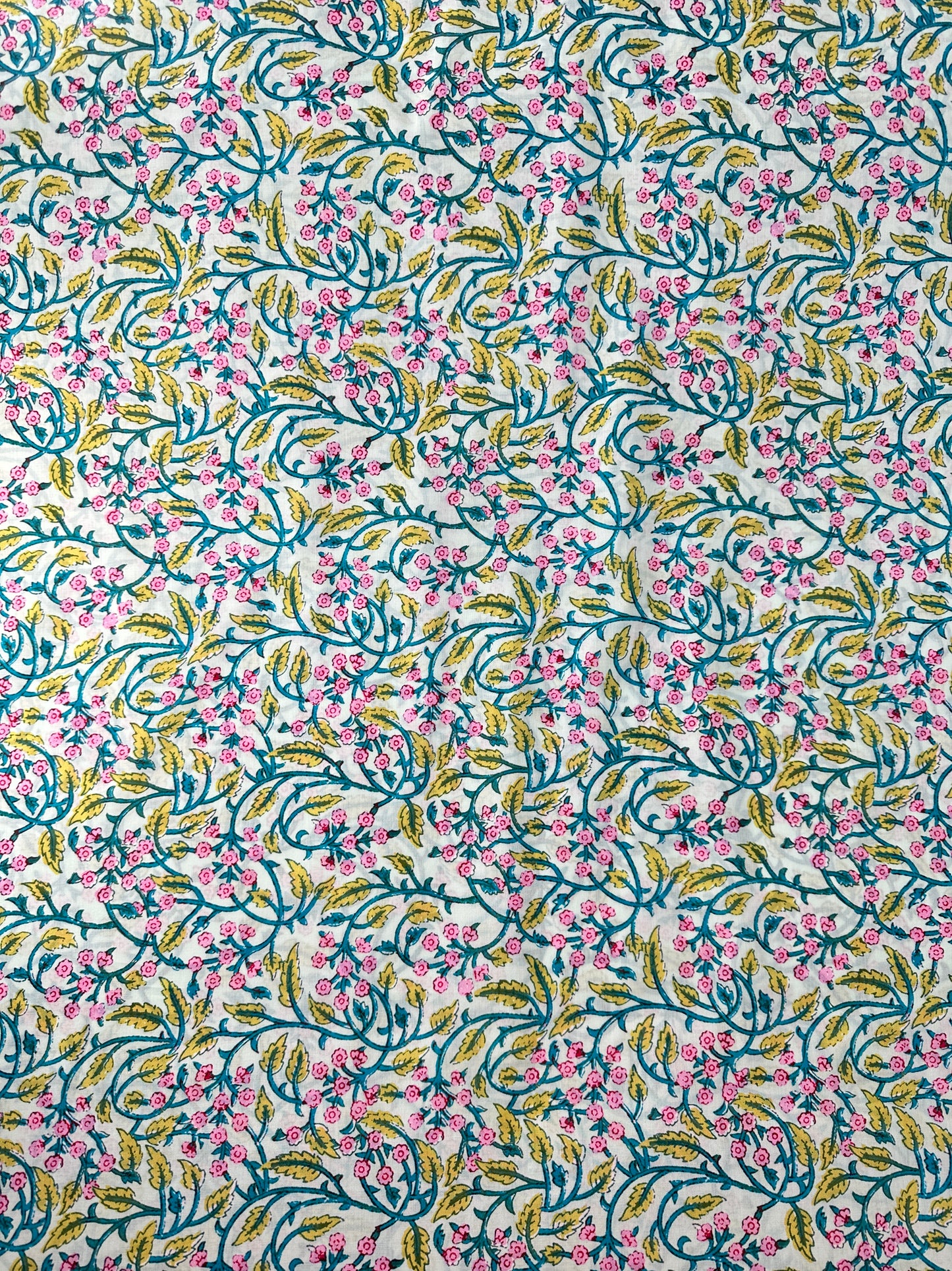 Italian Cotton Lawn, Floral Vines, Aqua Ground, 2 oz