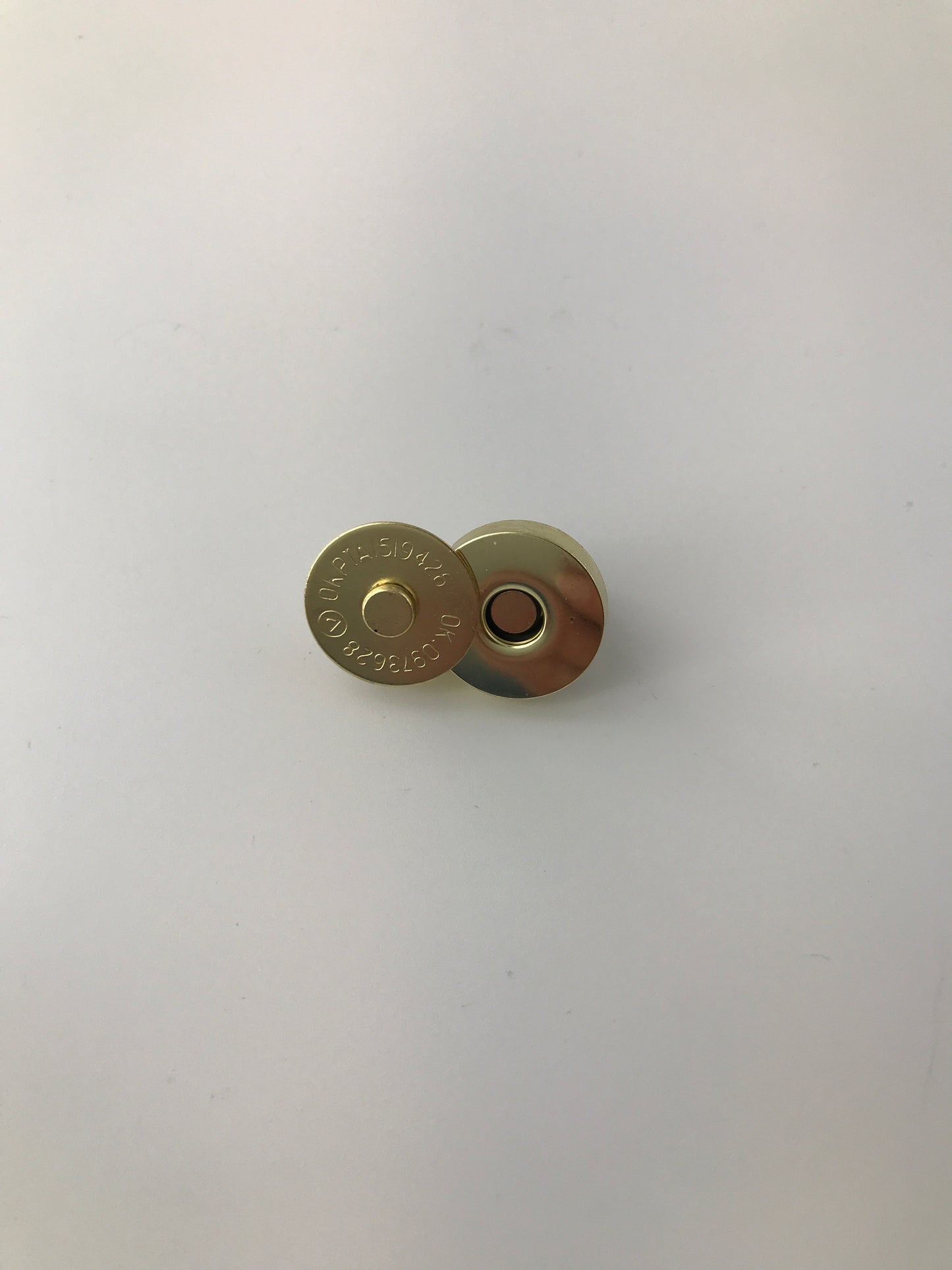 Magnetic Bag Closure, Gold or Nickel, 3/4”