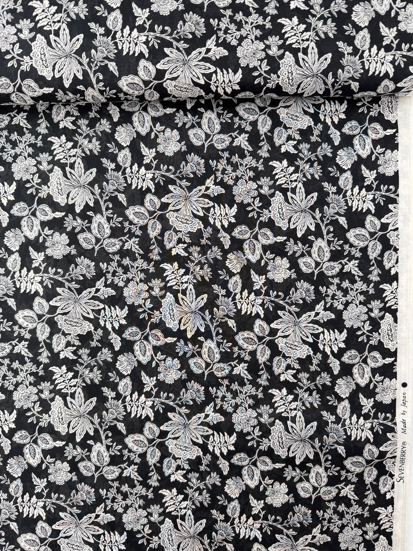 Sevenberry Cotton Lawn, Scattered Floral - Black