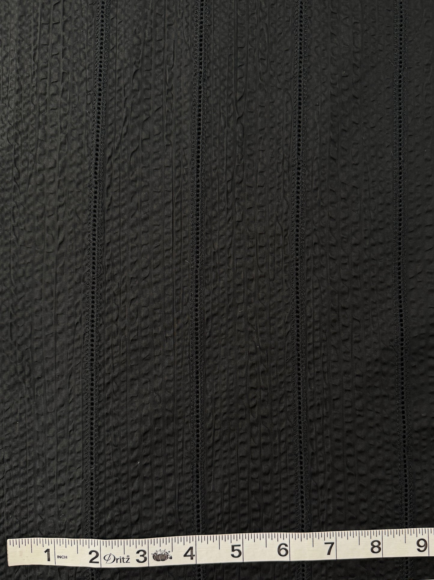 Japanese Cotton Seersucker Eyelet, Vertical Ladders, Black