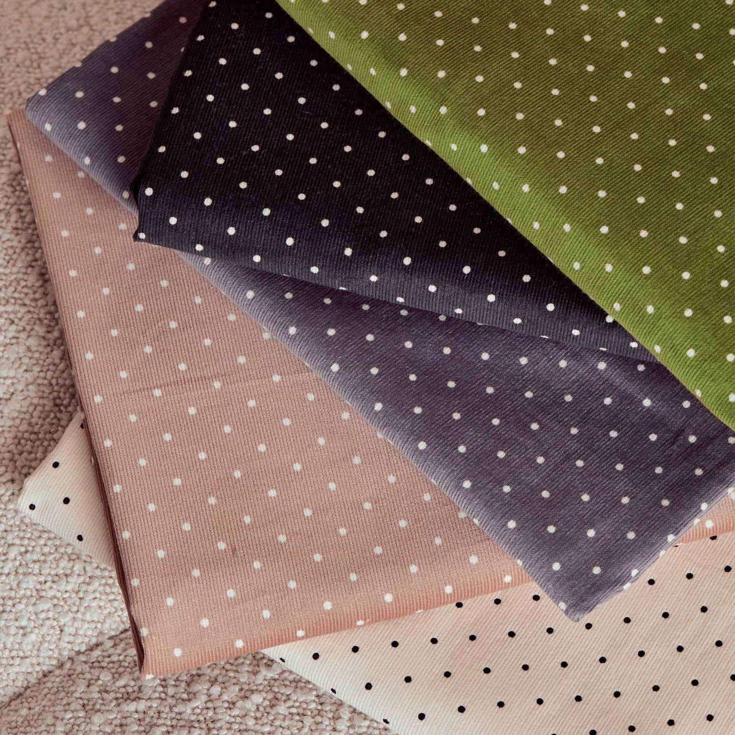 Atelier Brunette Cotton Corduroy, 21 wale, Lavender Mini Dot