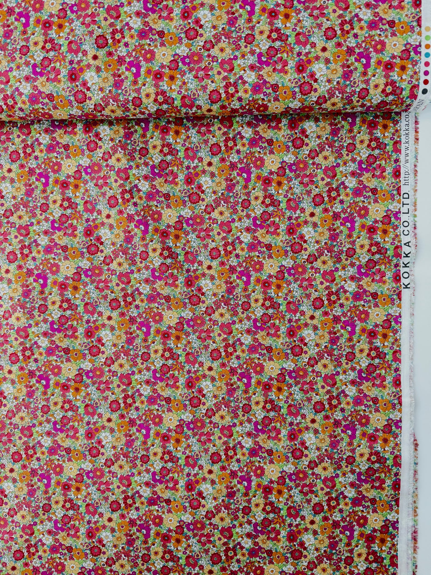 Kokka Cotton Lawn, Dense Floral - Bright Pink