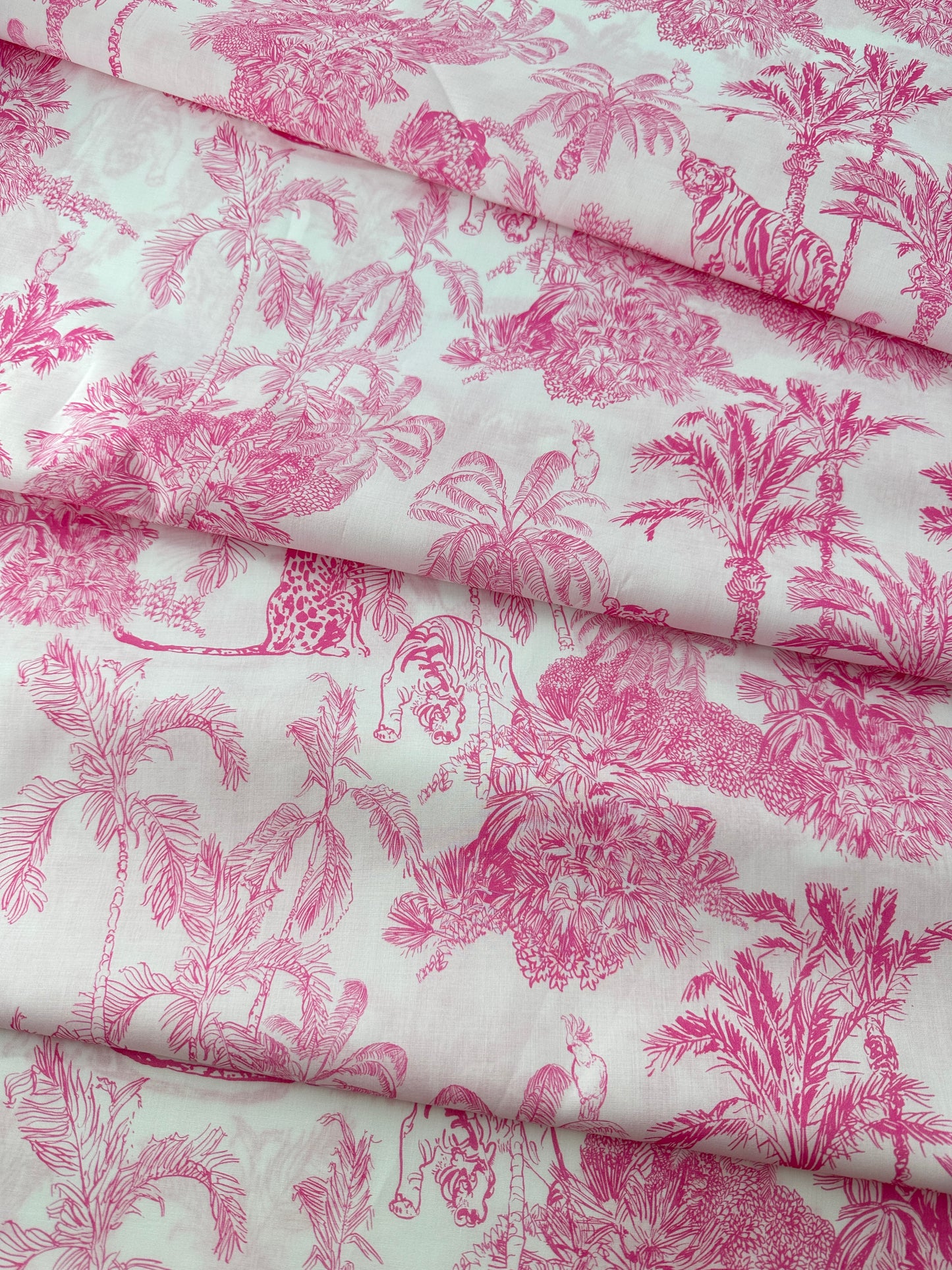 Italian Cotton Lawn, Tropical Toile, White & Bright Pink, 2 oz