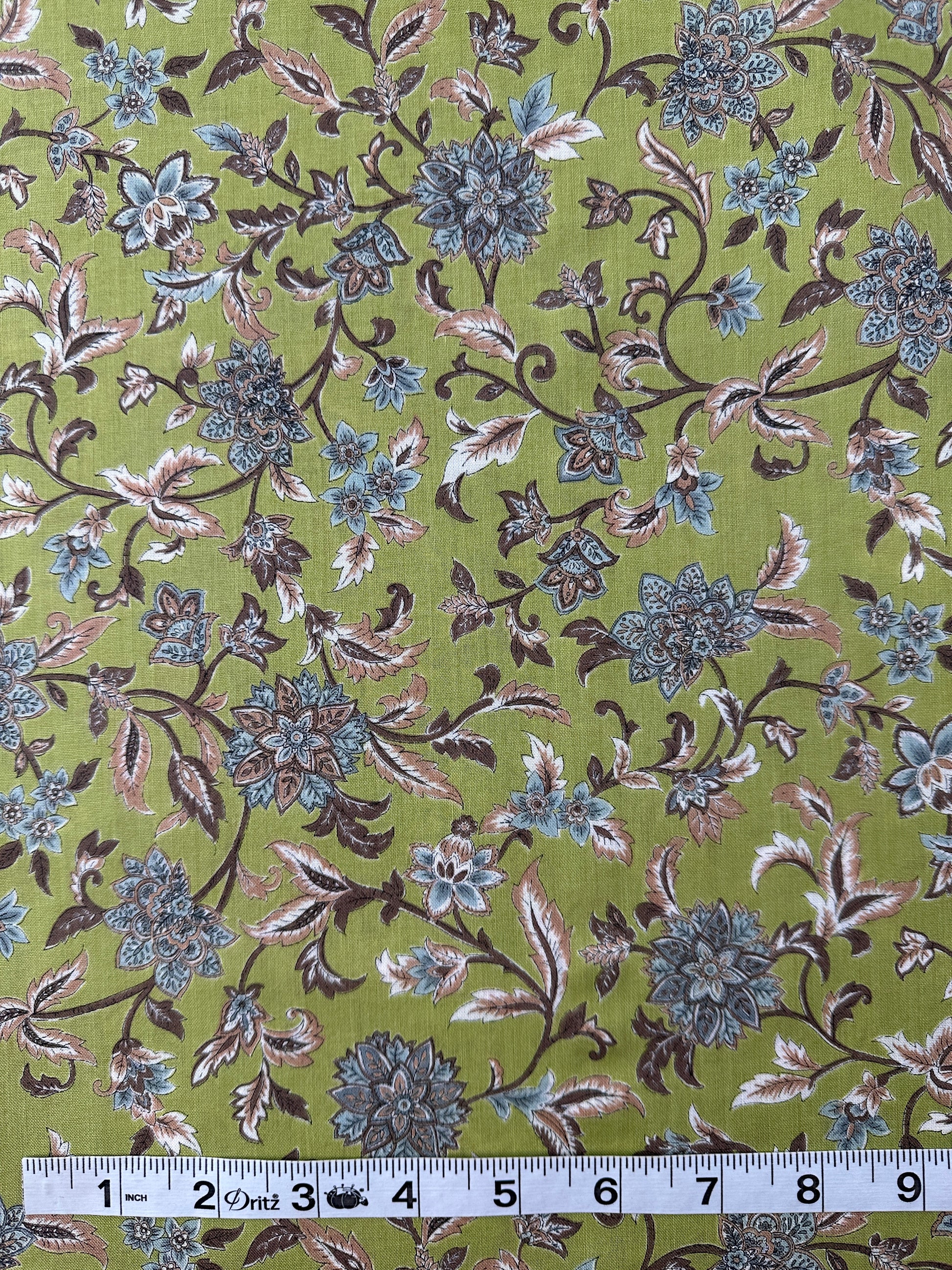 Japanese Cotton, Lightweight Sheeting, Vintage Floral – Leaf Green