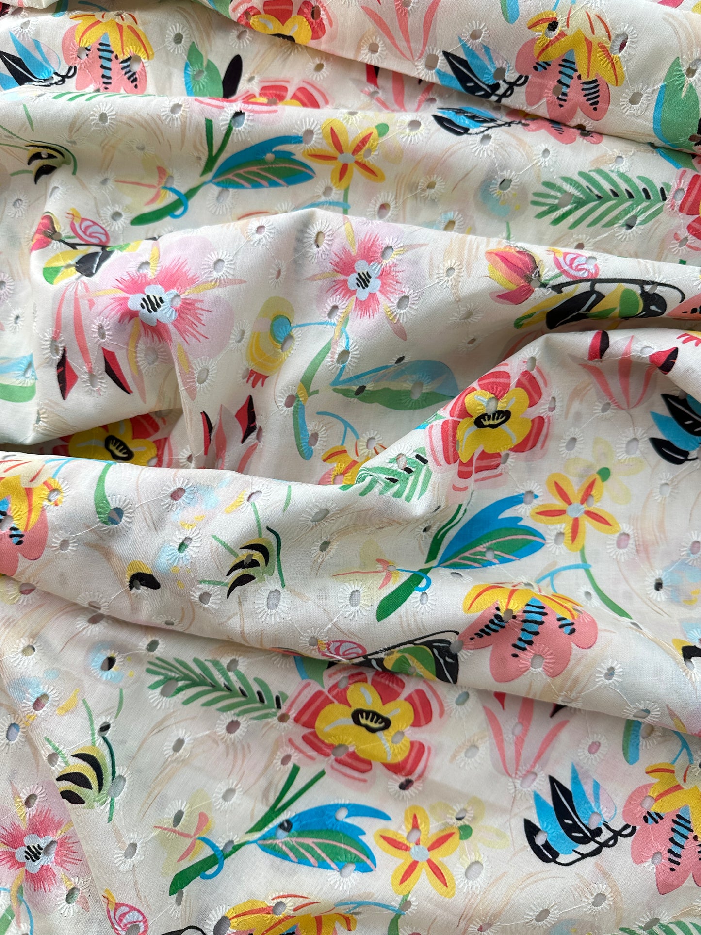 Cotton Lawn Eyelet Digital Print, Pop Floral, 3.1 oz