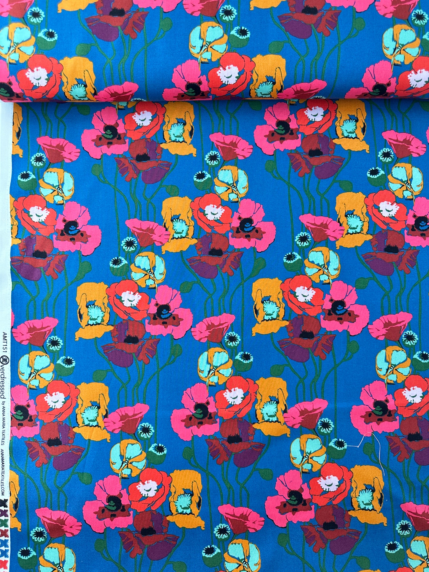 Anna Maria Cotton Sheeting, Overdressed, Pouring Poppies in Paint, 4.7oz