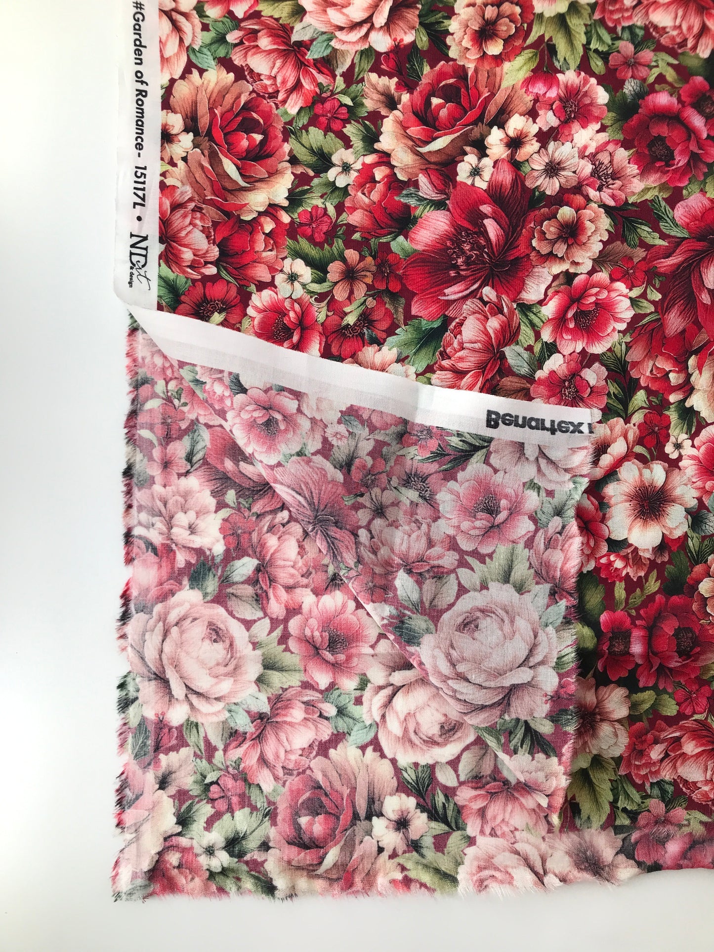 Cotton Lawn, Garden of Romance Red Velvet
