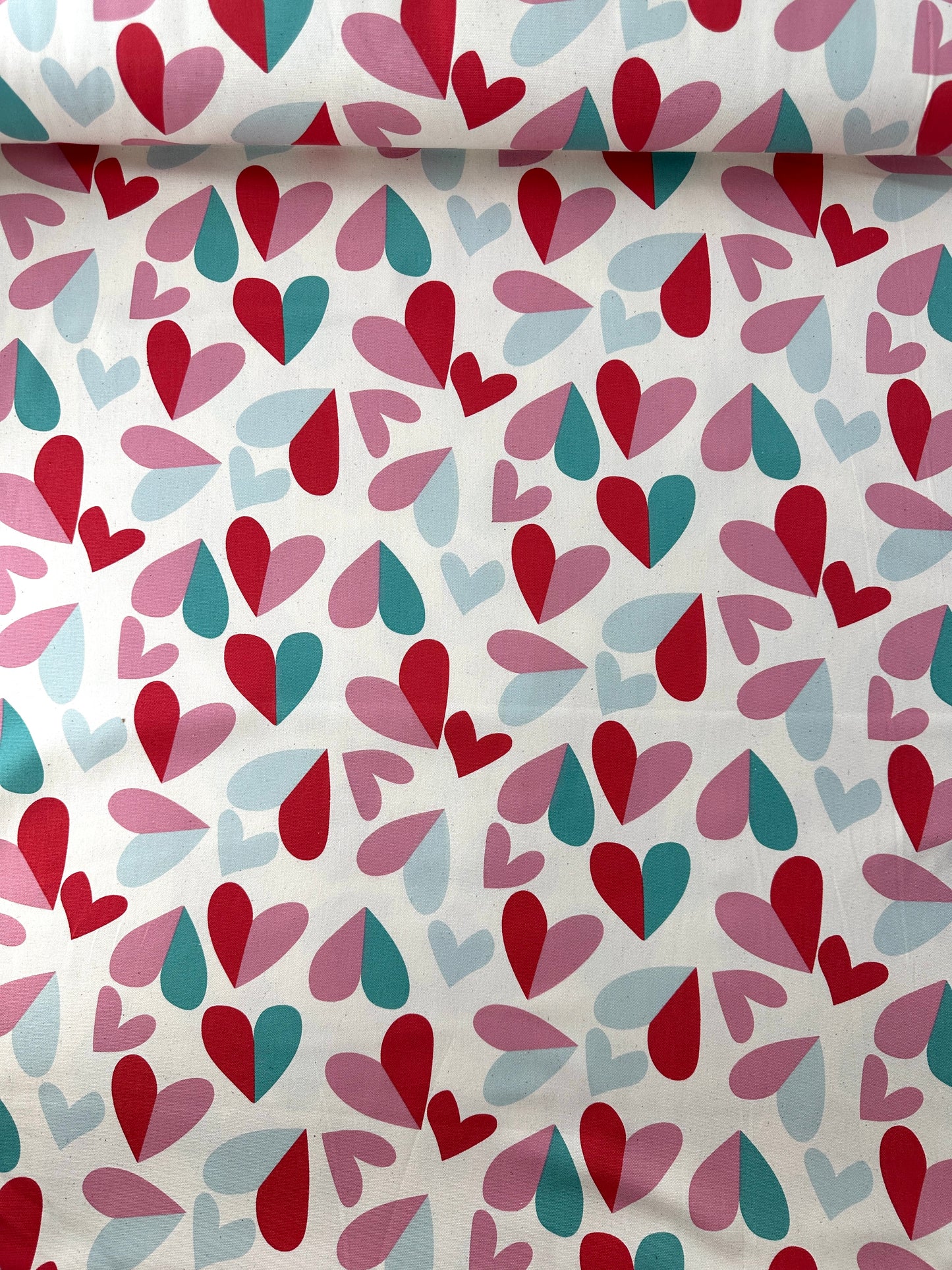 Kokka Cotton Oxford, Retro Charm Hearts – Creme