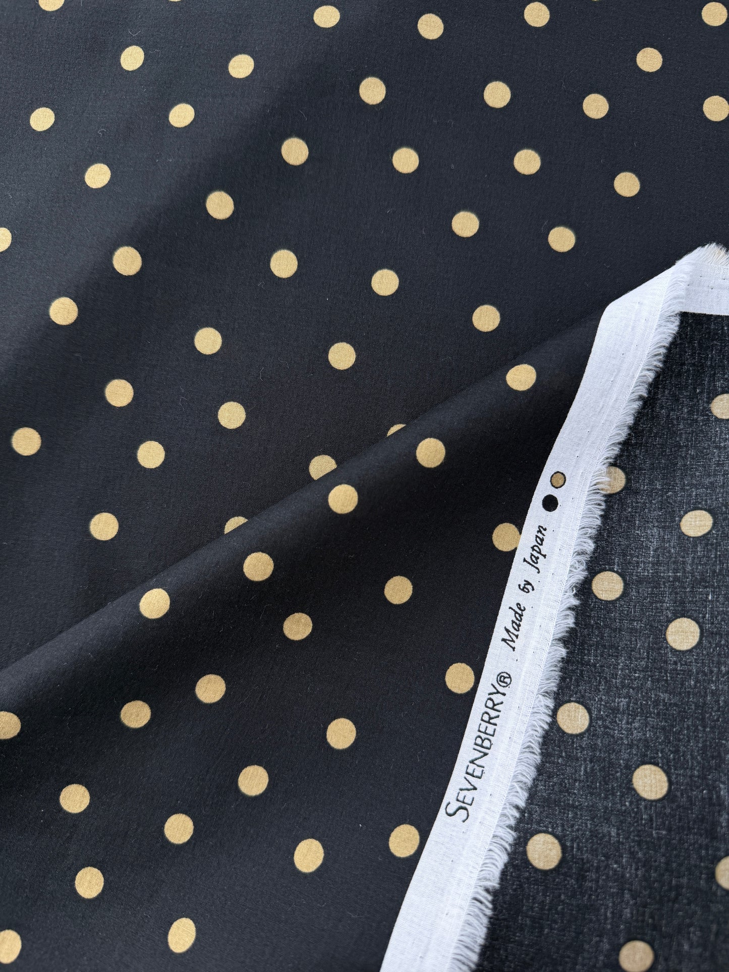 Sevenberry Royal Lawn, Dotted - Black/Brown