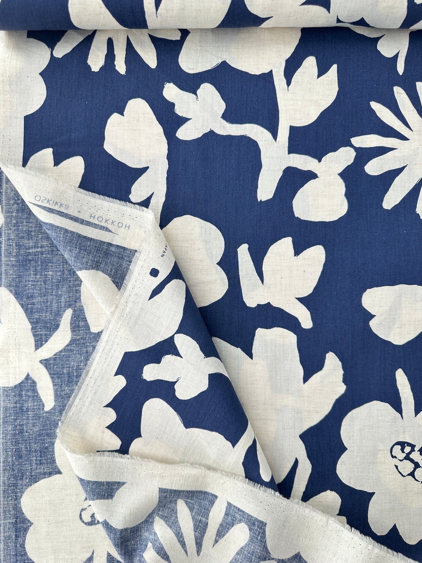 Japanese Cotton/Linen Sheeting, Large Floral Print, Blue/Natural