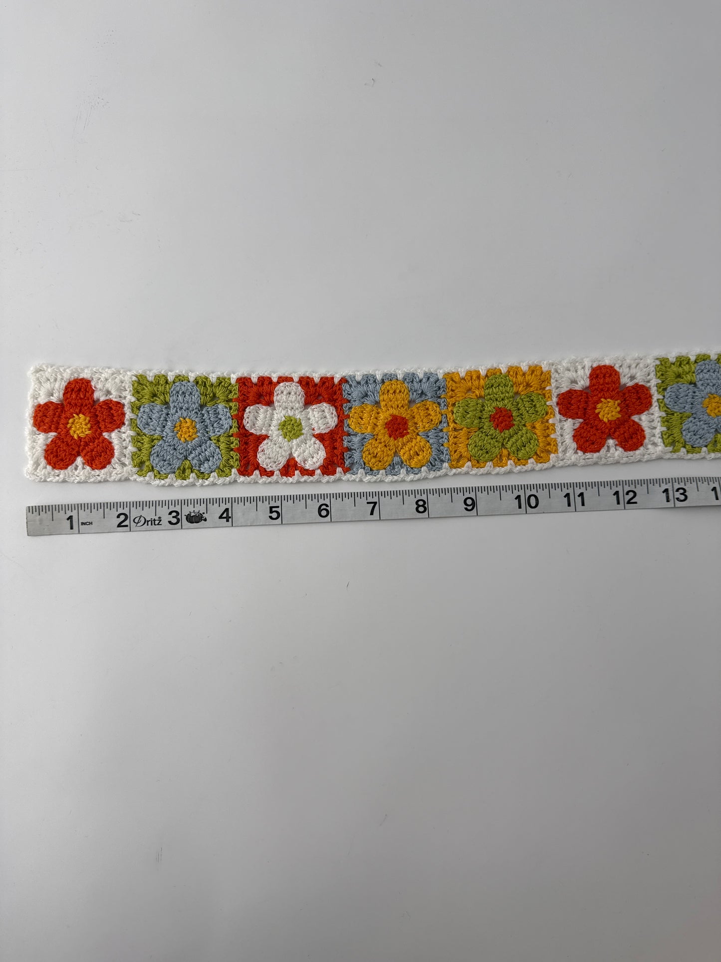 Crochet Trim, Square Flowers, 2.25" height