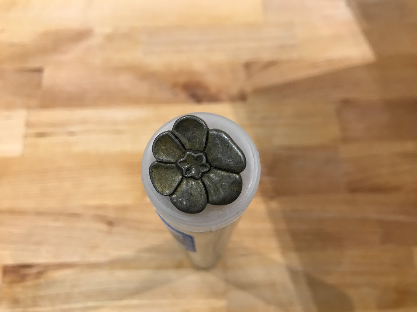 Antique Tin Flower Full Metal 23mm