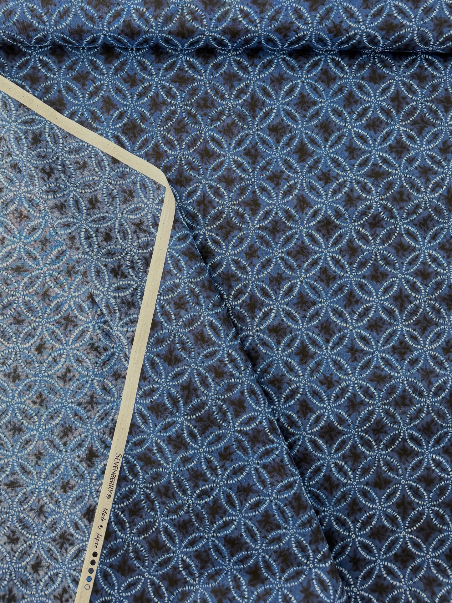 Sevenberry Cotton Shirting, Shibori Style - White Indigo Shippo