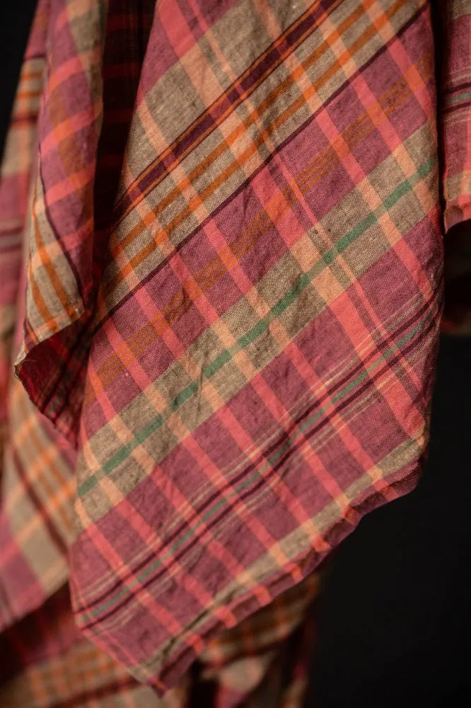 Merchant & Mills Laundered Linen, Liquorice Pink Check
